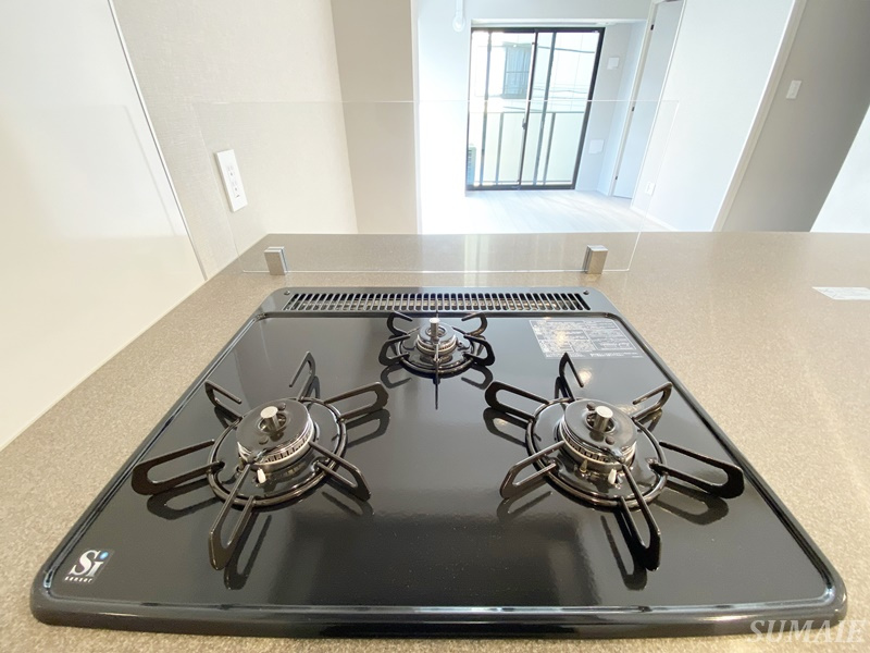 オープンブルーム尾久のキッチン|3口コンロです☆