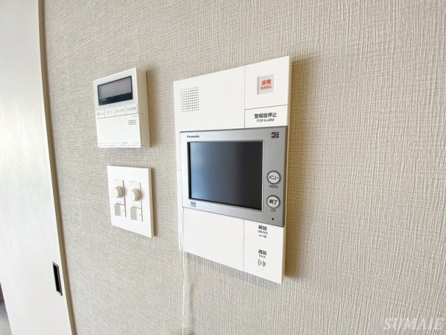 オープンブルーム尾久のセキュリティ|モニター付きインターホンです☆