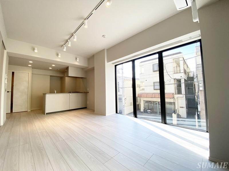 オープンブルーム尾久の居間・リビング|別角度から見たリビングです☆