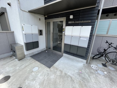 【エントランス】 | エルブ豊中曽根