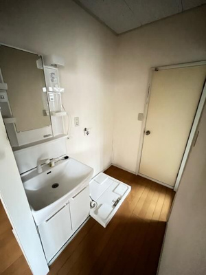 【洗面所】 | カワナベハイツ