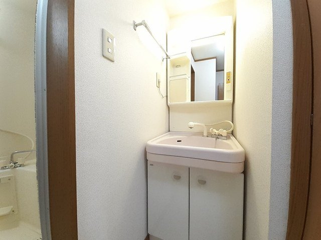 コンフォールメゾンの洗面所|洗面所です