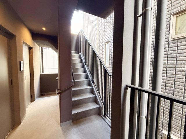 オープンブルーム尾久のその他共用部分|共用階段です☆