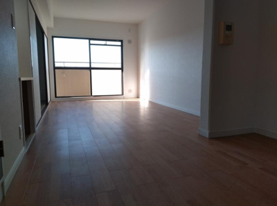 【居間・リビング】 | ガーデンビラ舞子1号棟