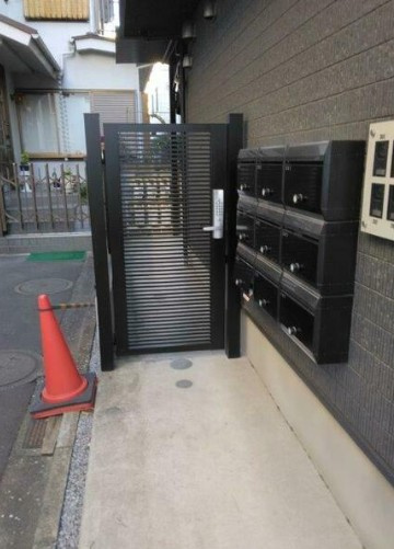 Glanz綾瀬のエントランス