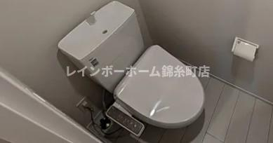 プレミアム梅島駅前のトイレ