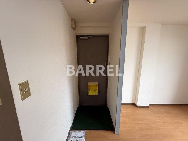 ハイツ石橋の玄関