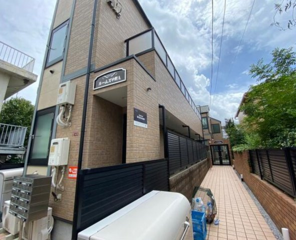 ルームズ中野Bの外観