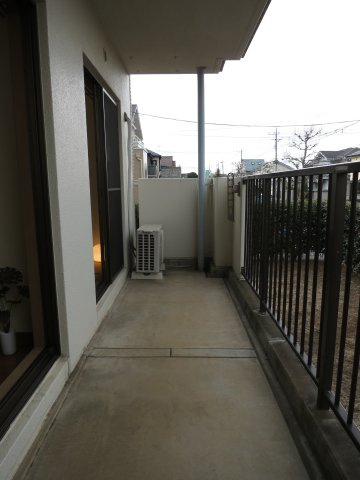 ハイツサンパークのバルコニー|広々としたバルコニー