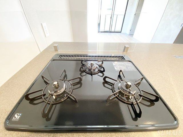 オープンブルーム尾久のキッチン|3口コンロです☆