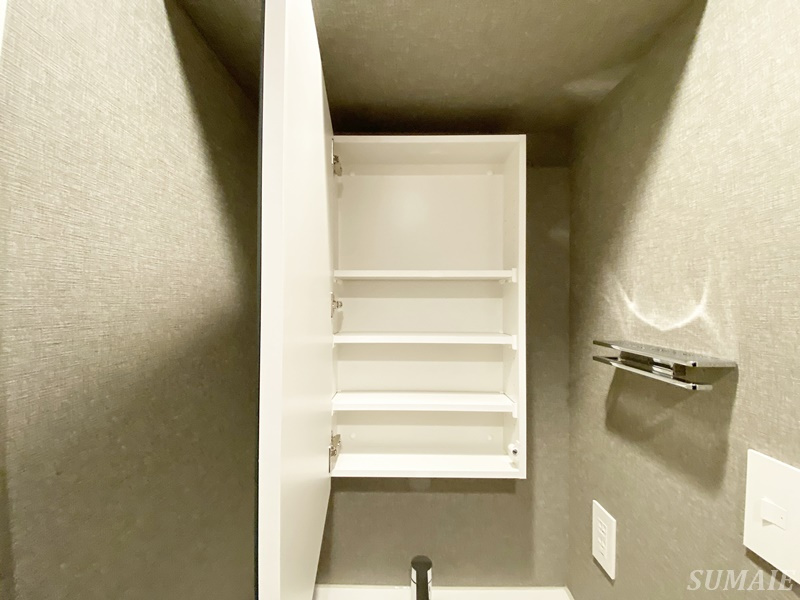 オープンブルーム尾久の収納|鏡裏収納です☆