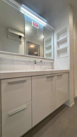 【独立洗面台】 | リファレンス天神南☆仲介手数料無料☆