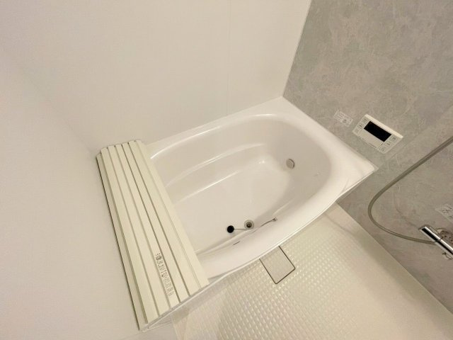 プレサンス東淀川駅前プローシェの浴室