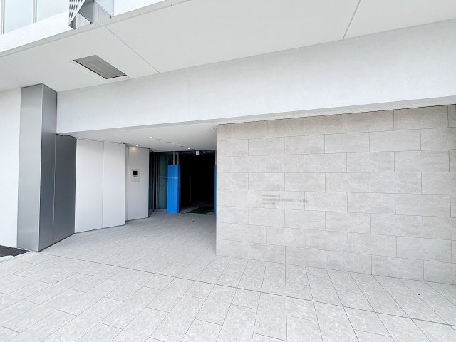 プレサンス東淀川駅前プローシェのロビー