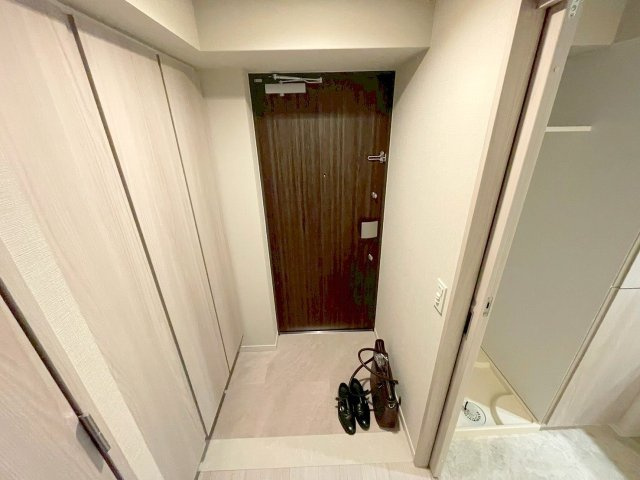 プレサンス東淀川駅前プローシェの玄関