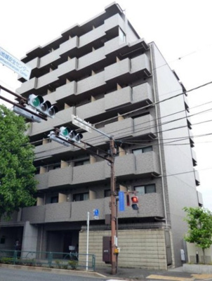 【外観】 | ルーブル野方参番館 | 鉄筋コンクリート造のがっちりとした建物。