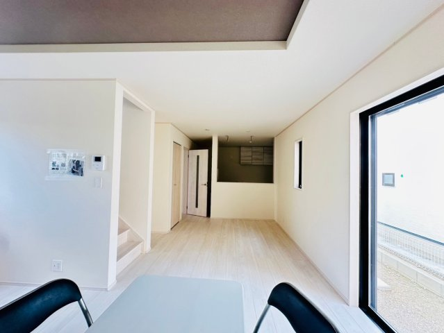 ◆◆名護市大東2丁目-4号棟（全5棟）の居間・リビング|※参考写真※