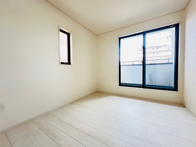 ◆◆名護市大東2丁目-4号棟（全5棟）の洋室|※参考写真※