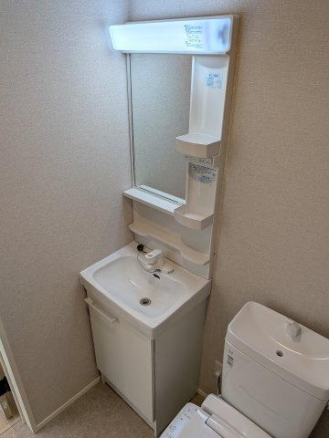【洗面所】 | リベルテ | 生活に欠かせない独立洗面台です