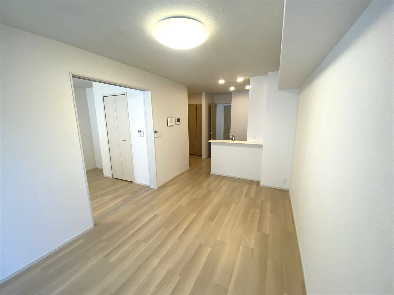 コスモメゾン　Ⅰの居間・リビング|未完成の為イメージ写真です。