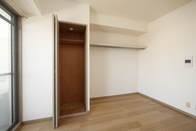 大阪市西区本田３丁目の賃貸マンションの収納