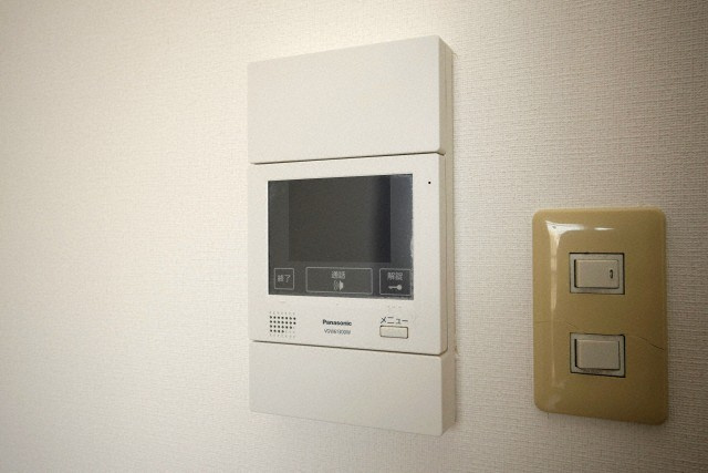 大阪市西区本田３丁目の賃貸マンションのセキュリティ