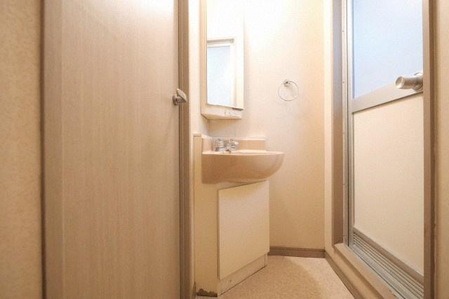 大阪市西区本田３丁目の賃貸マンションの独立洗面台