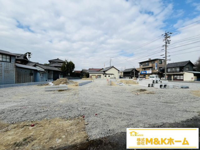 知多市岡田字開戸　全4棟　2号棟の外観|R8.1.27撮影　外壁サイディング貼り♪