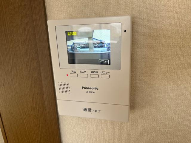 グリーンハウスの内装|カメラ付インターホン