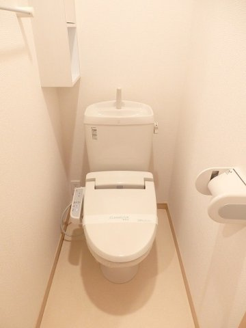 ベルエクセレントのトイレ|落ち着いたトイレです