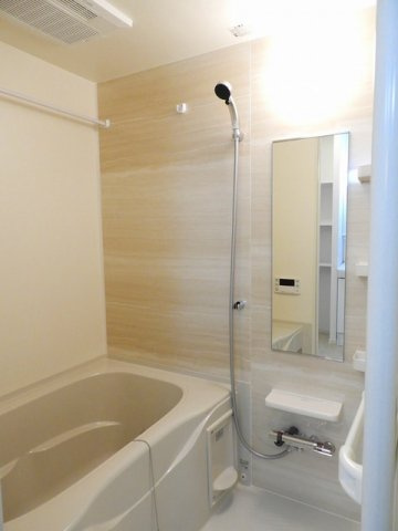 スターマイン　ランド　Ｂの浴室|きれいなお風呂です