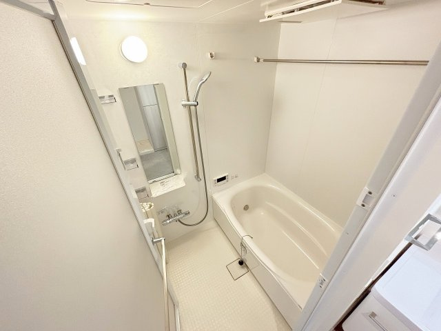 プレサンス東淀川駅前プローシェの浴室