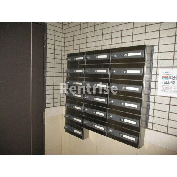 エーデルワイスのエントランス