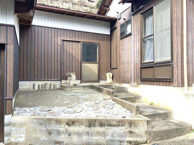 庄境　中古戸建　8DKの外観