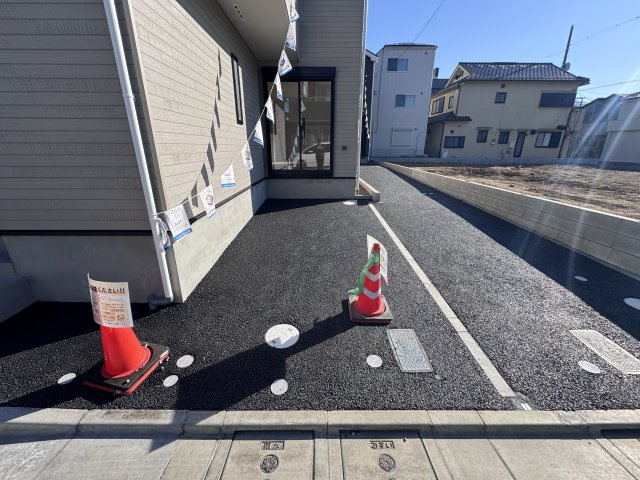 葛飾区水元４丁目新築戸建【水元小学校：5分】の駐車場|7号棟駐車スペース