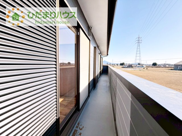 【バルコニー】 | 下妻市半谷　中古戸建 | あたたかな光が差し込む、南向きのバルコニー(#^^#)