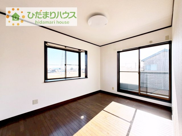 【洋室】 | 下妻市半谷　中古戸建 | 木の温もりがやさしいフローリング♪
