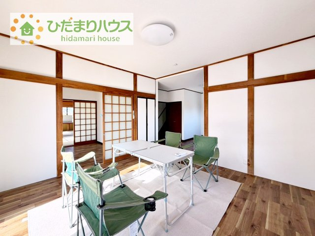 【居間・リビング】 | 下妻市半谷　中古戸建 | 早くお仕事終わらせて、家に帰りたくなるようなリビングです(^^♪