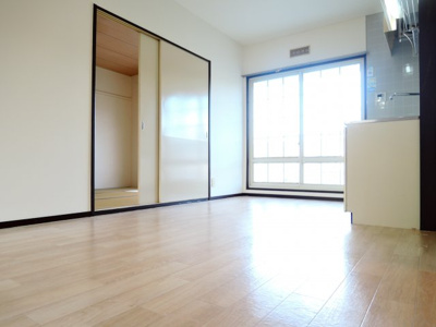 【居間・リビング】 | ウインディア南平台A棟