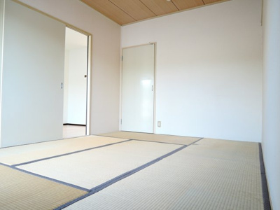 【和室】 | ウインディア南平台A棟
