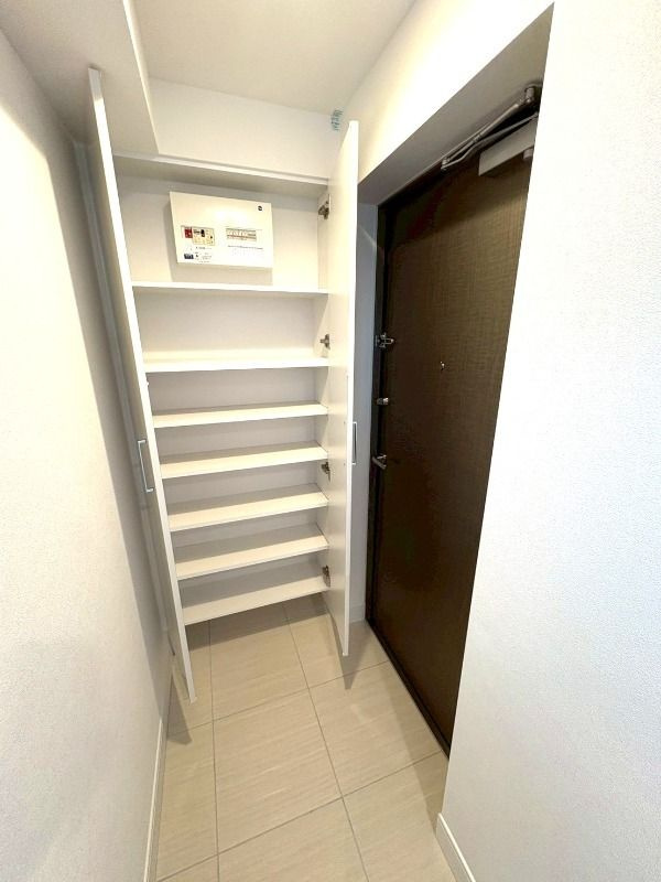 リヴシティ亀戸の玄関