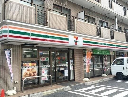 セブンイレブン足立中…まで288m
