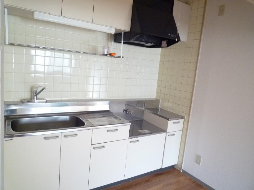 第二西垣ハイツのキッチン|現状優先です。