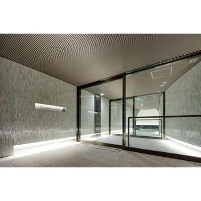 【エントランス】 | ザ・パークハビオＳＯＨＯ祐天寺 | 館銘板　2023年11月撮影