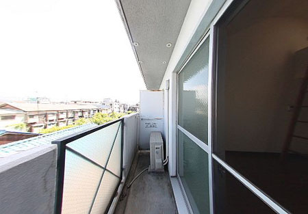 ベルトピア和泉大宮のバルコニー|陽当たり良好なバルコニーです