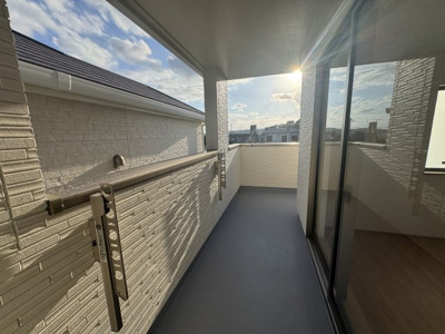 【バルコニー】 | 八重瀬町新城Ⅲ（全5棟）ラストC号棟 | C号棟　L字型インナーバルコニー♪