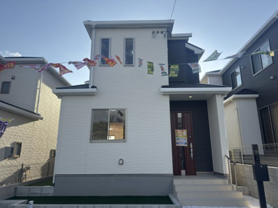 【外観】 | 八重瀬町新城Ⅲ（全5棟）ラストC号棟 | C号棟　並列駐車3台完備♪