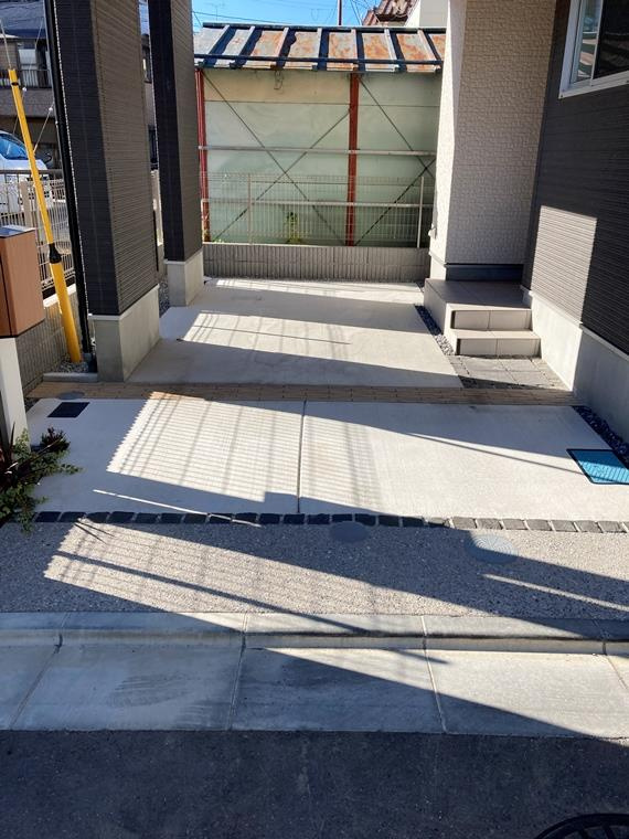 南鳩ヶ谷戸建の駐車場