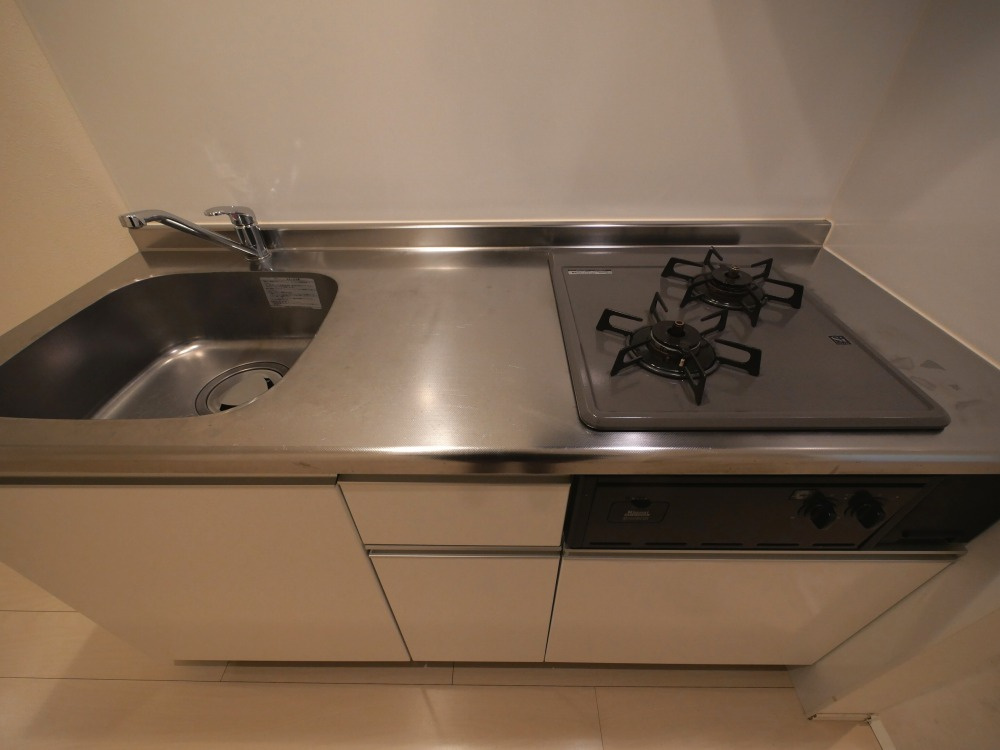 大阪市東成区東今里３丁目のハイツのキッチン