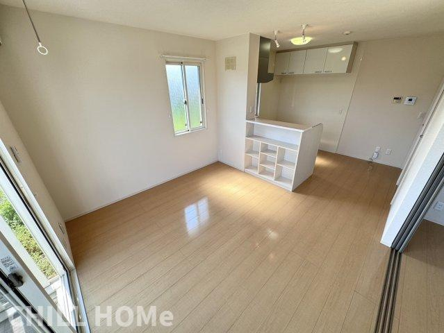 ラ・プレミール　Bの居間・リビング|他社様掲載物件もまとめてご紹介、ご案内可能です(^^)/